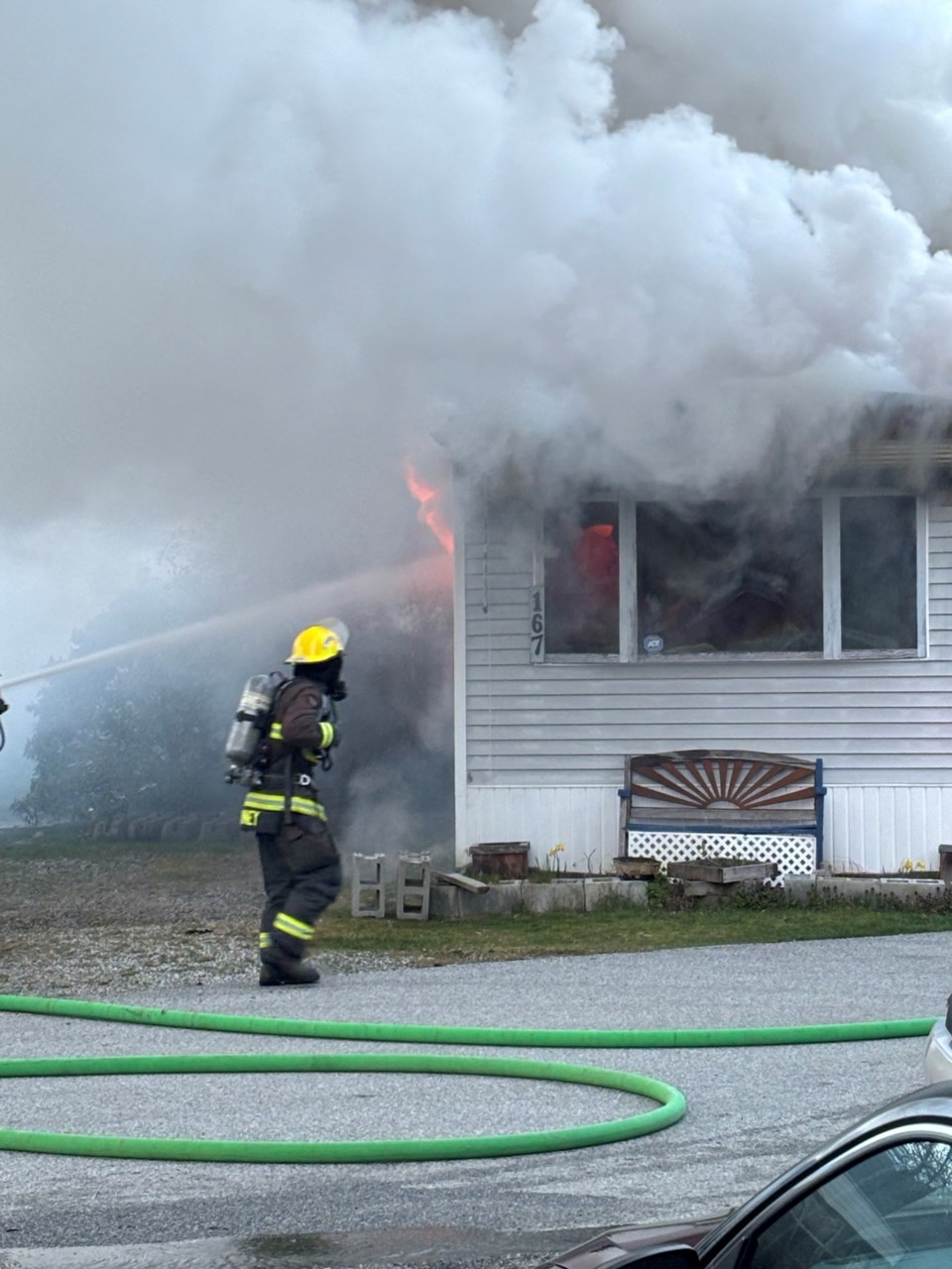 firefighters-knock-down-fire-at-the-poplars