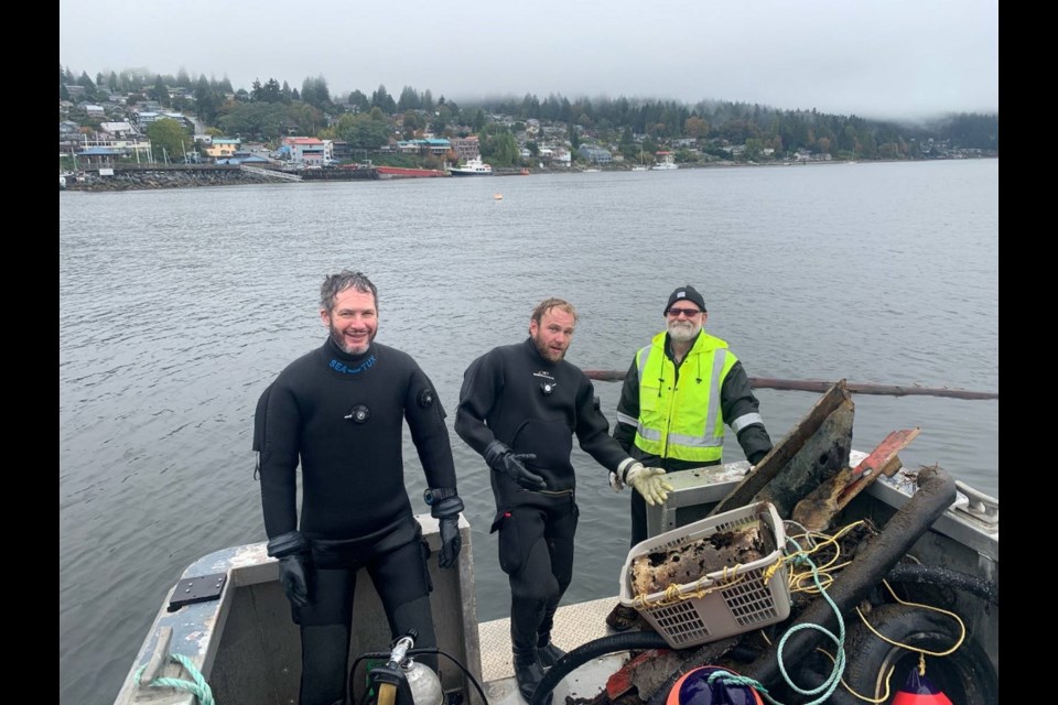 Volunteer divers are planning to return to Gibsons Harbour this March to pull more debris out of the water. 