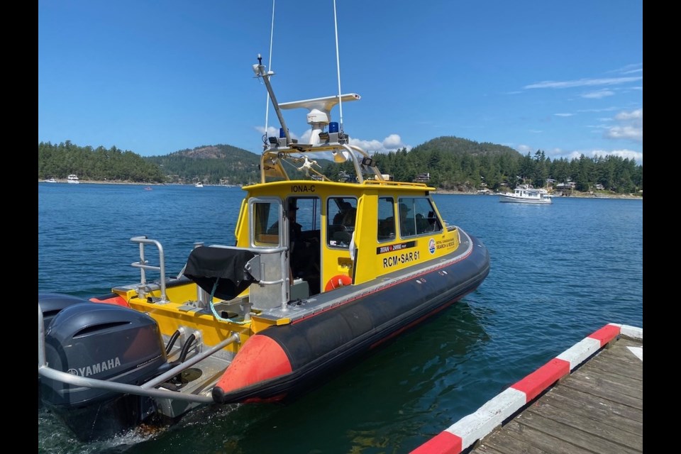 Sunshine Coast SAR and Pender Harbour RCM SAR teamed up last weekend in a training exercise. 