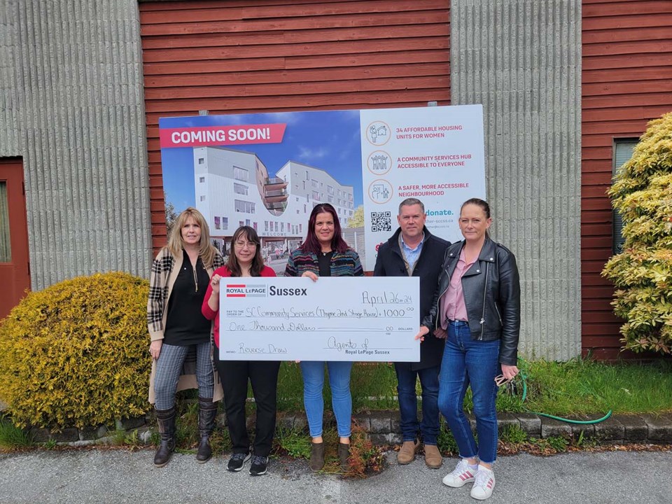 c-rlp-cheque-presentation-1