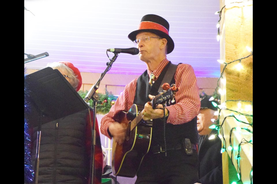 The annual Festival of Lights returned for 2021 and kicked off with a speech from Sechelt mayor Darnelda Siegers and a musical performance at the Rockwood Lodge.