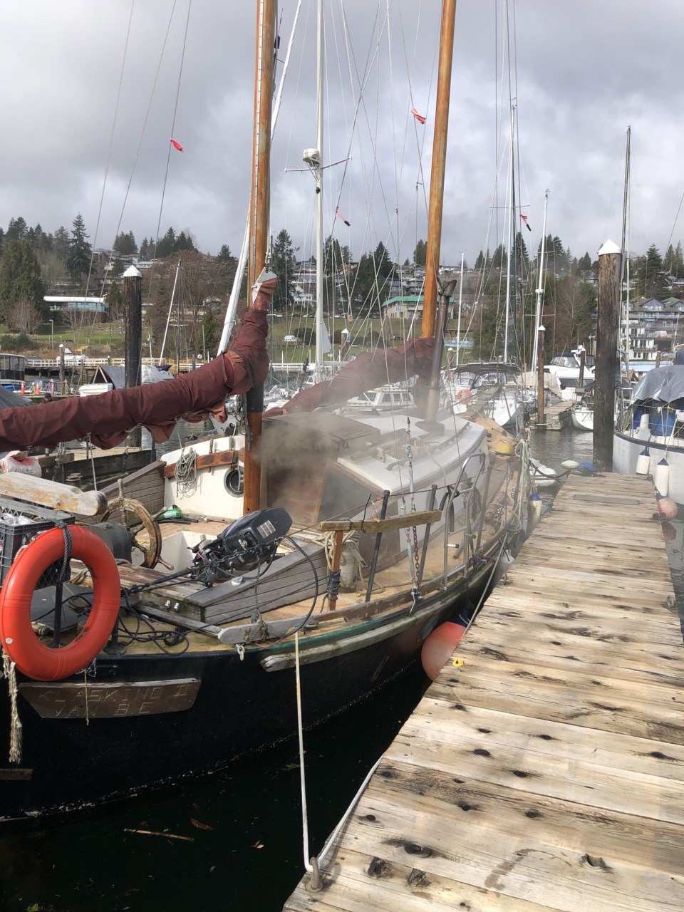 Gibsons Marina fire