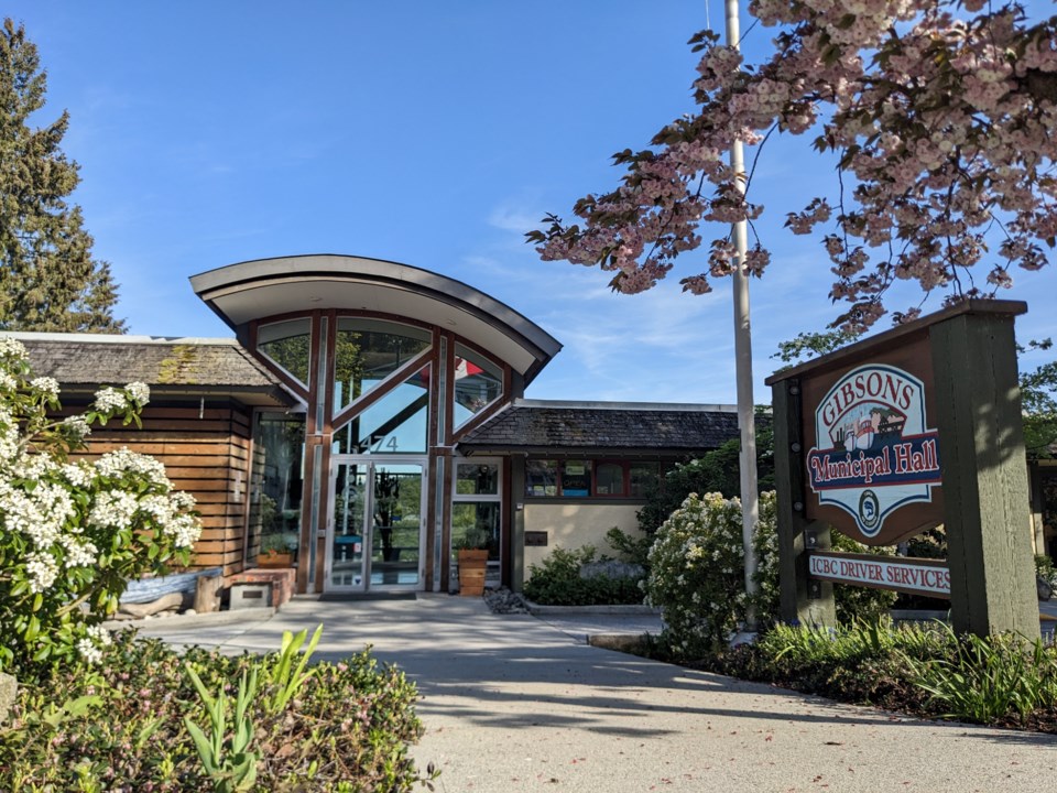 gibsons-municipal-hall-f