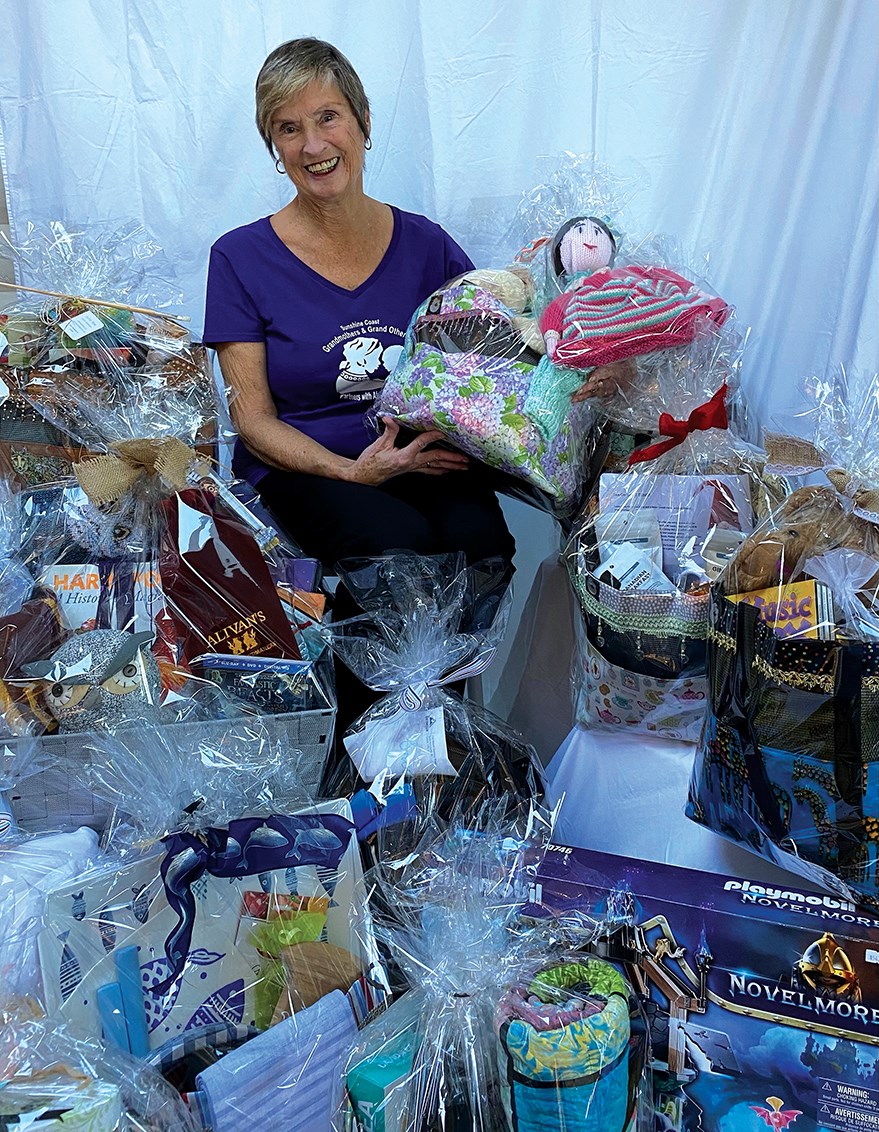 N.Grandmothers auction