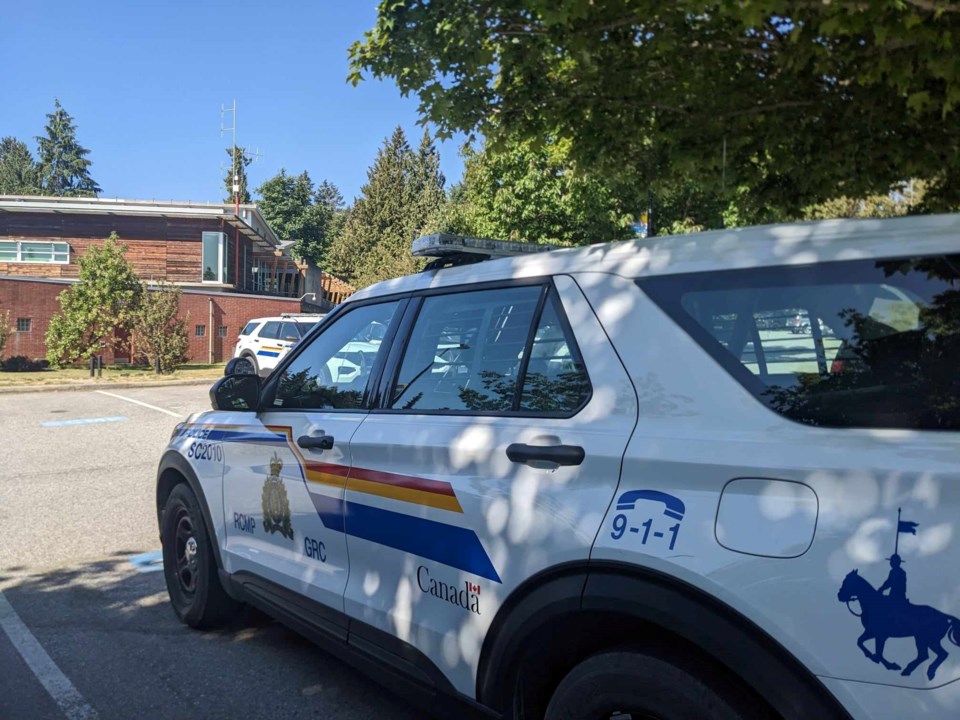 rcmp-car-in-sechelt