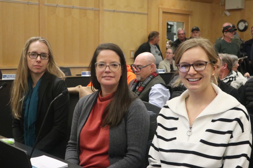(Left to right) shíshálh Nation consultant Jasmine Paul, with Tonianne Mynen and Jamie Hagman from the Province of BC at the Nov. 30 SCRD special board meeting