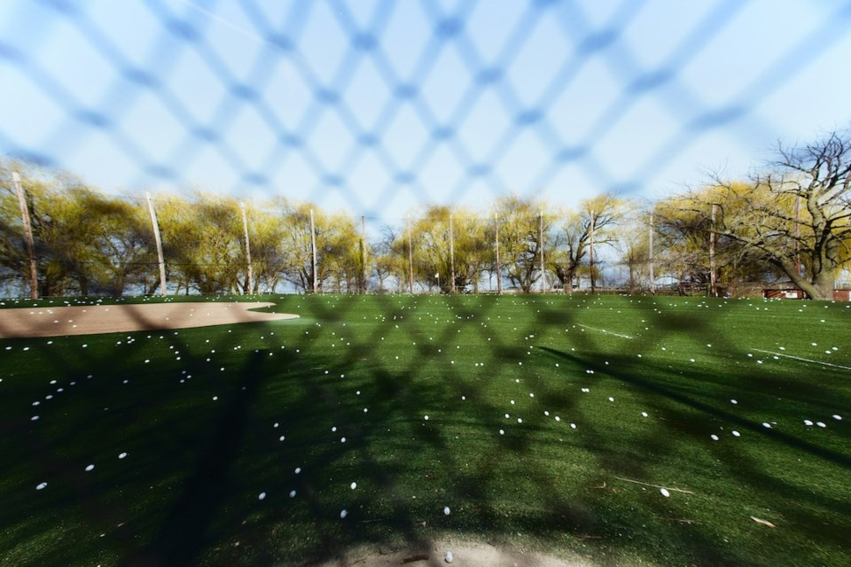 baseball-diamond-in-sunlight