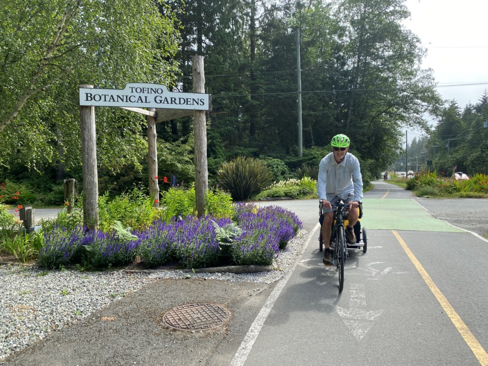 trac-photo-of-bike-path-near-tofino49