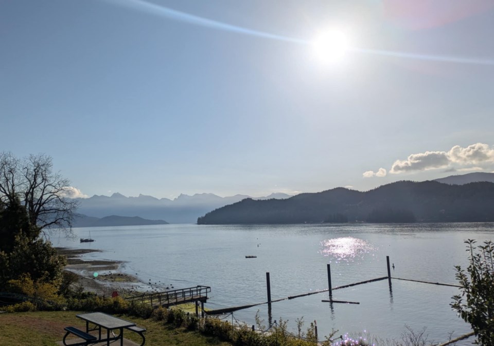 sun-over-gibsons-and-armours-beach