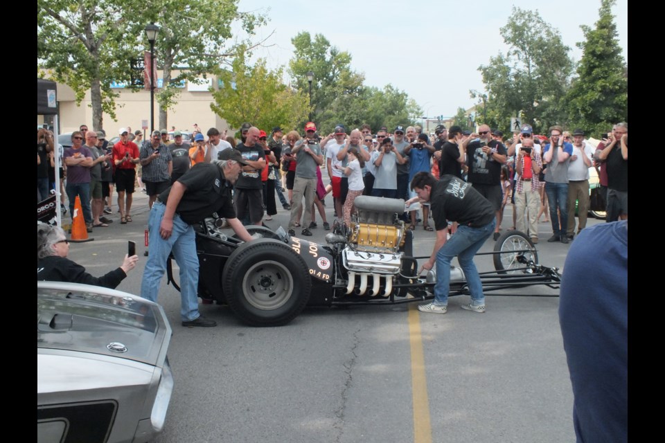 Classic cars and street entertainers graced historic downtown Cochrane last Sunday, during a show-and-shine held in conjunction with Cochrane Culture Days.