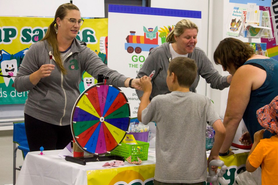 ln-backtoschoolfair6