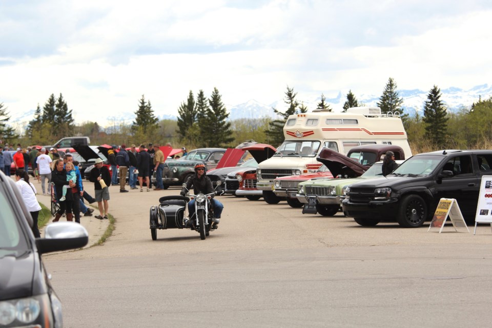 Monterra hosted a Family Adventure Day in Cochrane Lake on May 25.
Highlights of the day included a petting zoo and plenty of beautiful machines to admire at the Cochrane Classic Car Club's Show and Shine.