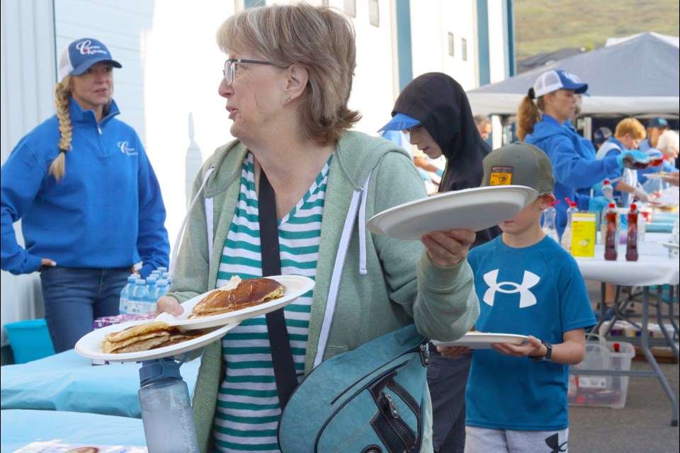 There were 850 guests served at the Cochrane Activettes' 2025 Pancake Breakfast. 