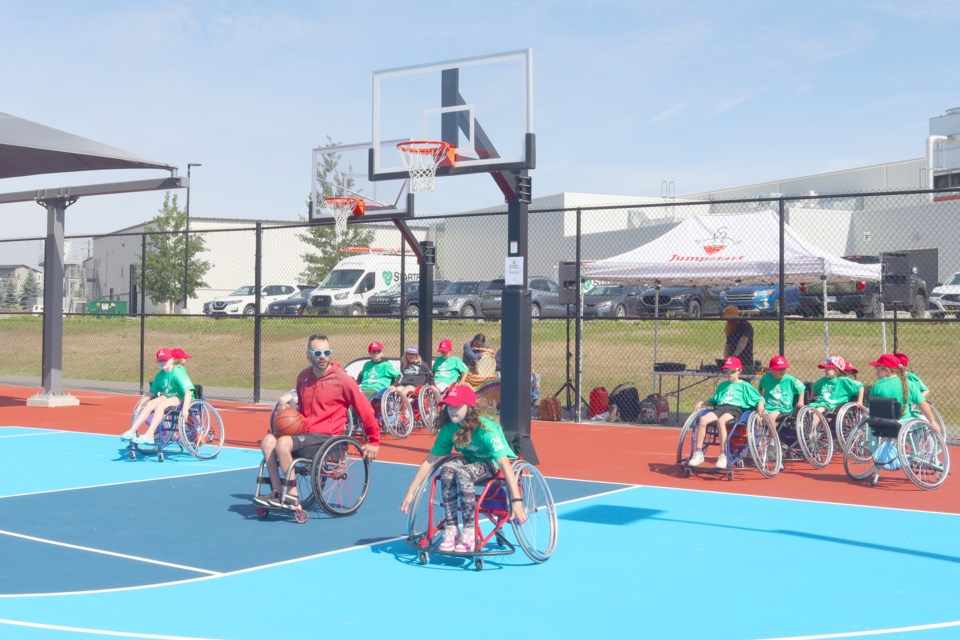 sportcourt_wheelchair