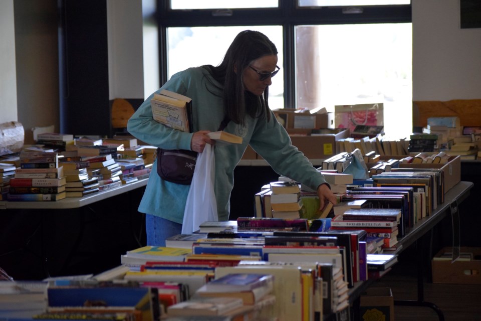Friends of the Cochrane Public Library organized a weekend book sale at the Cochrane RancheHouse on May 24-25. 