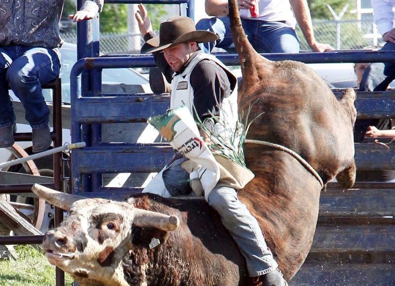 Having ridden in a helmet for most of the 2015 Pro Rodeo Canada season, Cochrane bullrider Beau Brooks has put the helmet back in the bag in favour of his cowboy hat.