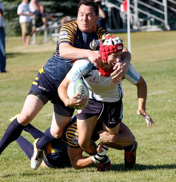 Rob Julien goes high, Dave Evans low as Calgary Canucks pay the price for venturing into Bow Valley Grizzlies territory in Calgary Rugby Union Second Division men&#8217;s
