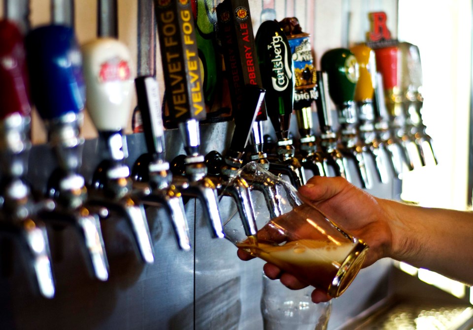 CochraneÂ € ™️s first and only brewery, Half Hitch, celebrated their first official pour at KillarneyÂ € ™️s Cochrane on Tuesday afternoon as they invited the public to taste 