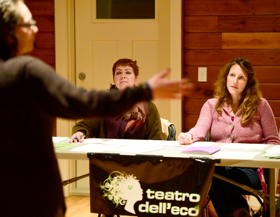 Left, Laurie Stalker and Daunia Del Ben from Teatro Dell&#8217;eco audition actors for roles in their upcoming environmental play on November 30. RYAN MCLEOD/STR/COCHRANE