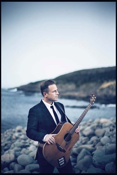 One of the founding members of Great Big Sea found his voice by leaving the successful band and getting sober.