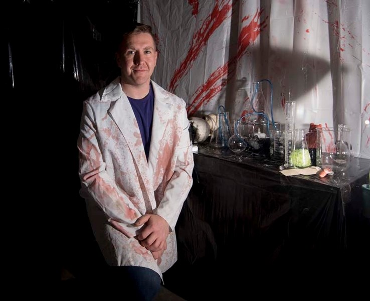 Riversong resident Gary Robertson is collecting donations for the Veterans Food Bank at his spooky haunted house on Halloween.