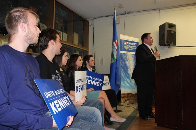 Jason Kenney, United Conservative Party hopeful, speaks to a crowd at the Legion on Saturday.