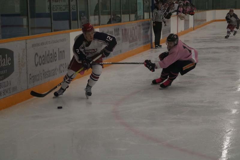 The Generals snapped their four game losing streak by defeating the Coaldale Copperheads 9-3 on Oct. 28.