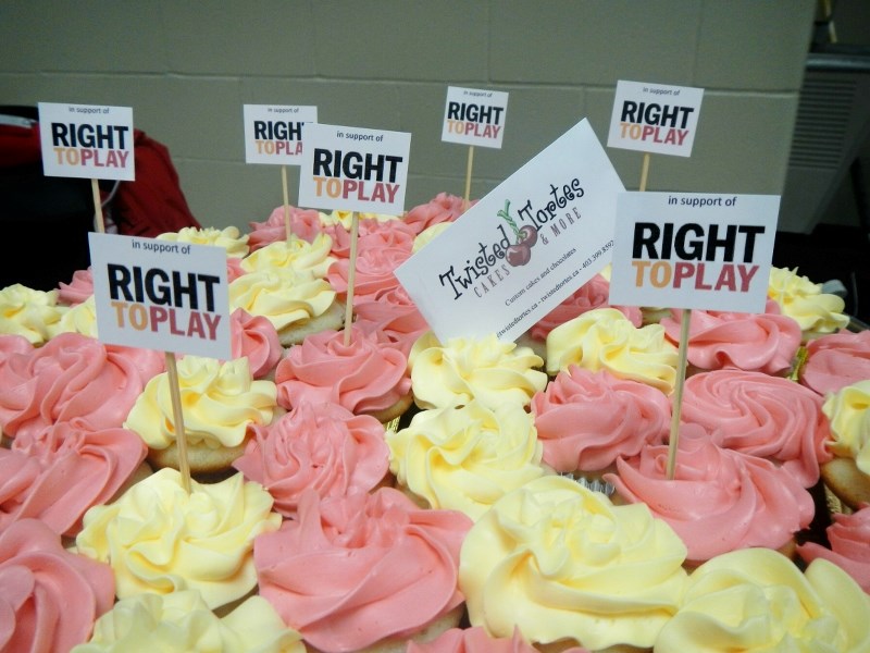 Cupcakes sold by Glenda and Derek Zamzow for Right To Play.