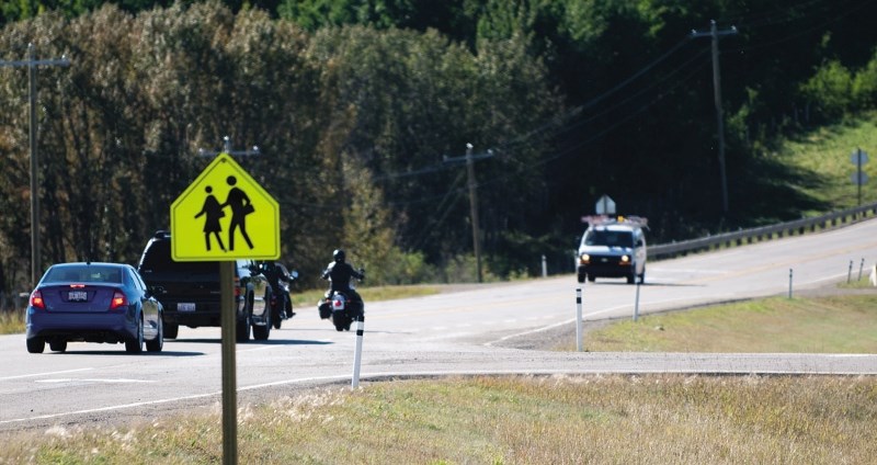 The section of Highway 22 in front of Westbrook School does not require motorists to reduce speed below 100 km/hr.