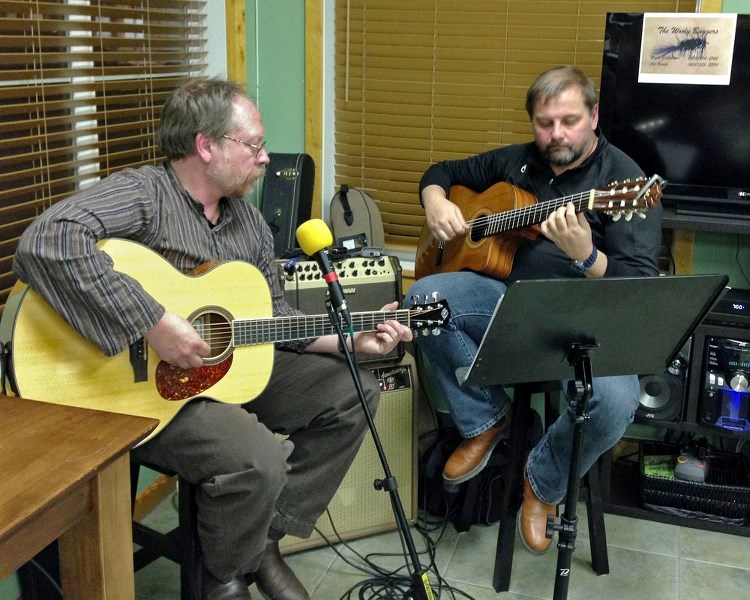 Art Norris, left, and Mark Bretherton make up the Wooly Buggers.