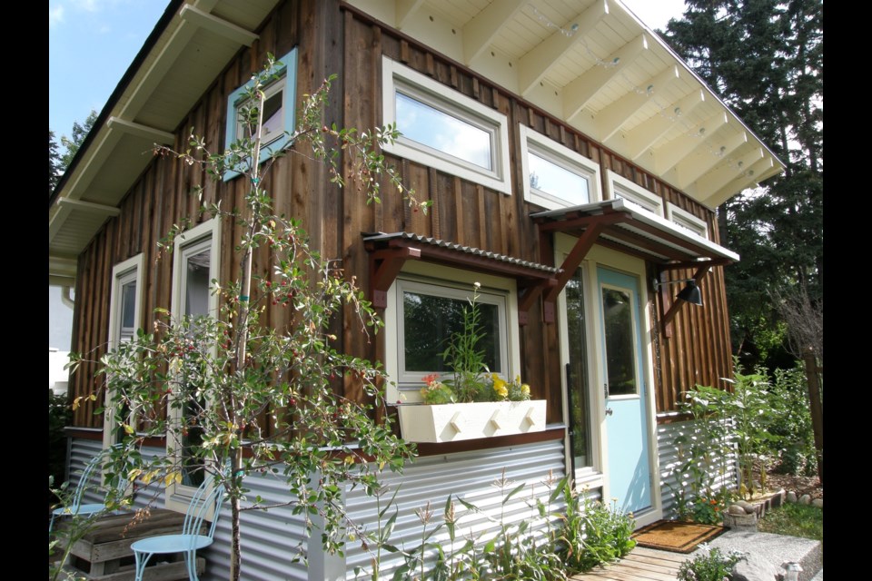 Hereabouts Bed and Breakfast    