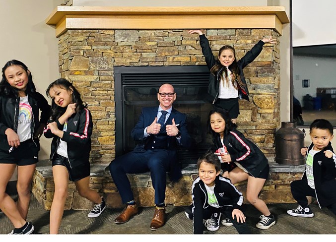 Left to right, Audrey Rafaela, Duffni Bhriann Bautista, Cochrane Mayor Jeff Genung, Amber Leclaire (top), Mary Julienne Bobis (middle), Glenn Knickle and Clint Derrick Bautista. Submitted photo