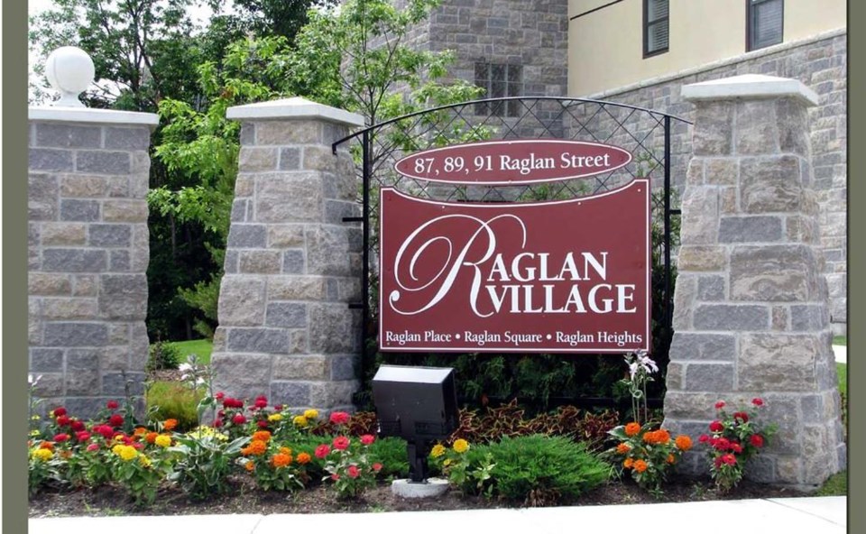 Raglan Village Picture