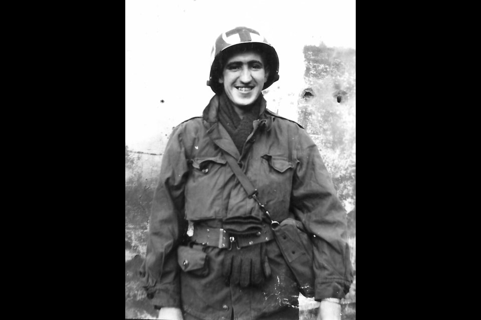 Alex Barris, a tech sergeant in the 319 Medical Battalion with the US Army in the Second World War. 