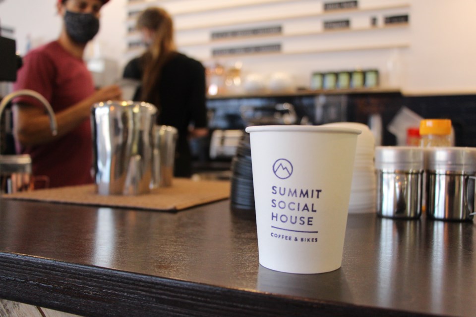 Summit Social House is a full-service, bike-friendly cafe in Collingwood.