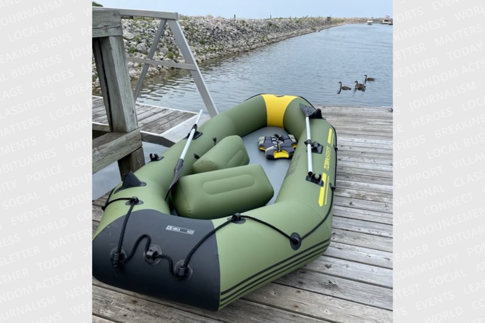 Two teens in inflatable dinghy rescued on Georgian Bay - Barrie News