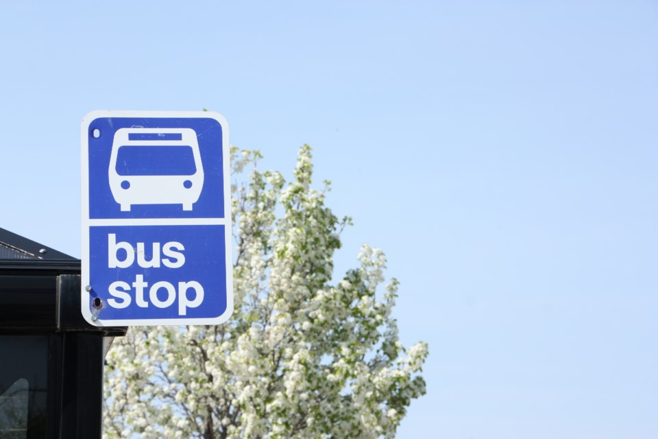 05302018-busstop-EE