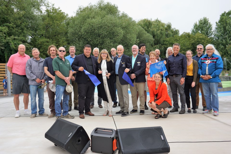 Representatives from the town, Collingwood council, Envision Tatham and other contributors participated in a ribbon cutting at the Awen' Waterplay on Aug. 24, 2023.