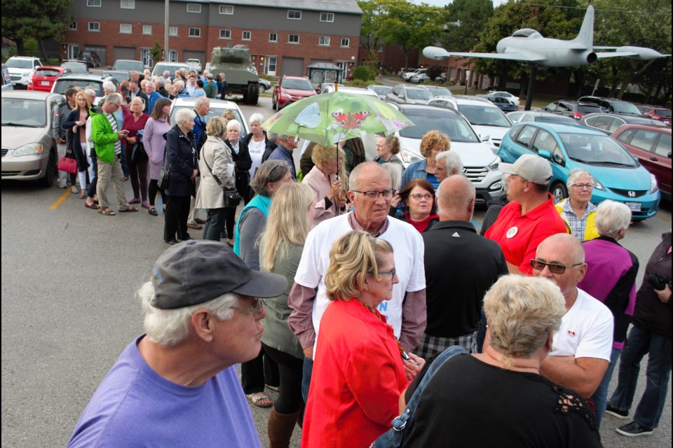 The line up for entry into the Collingwood Legion stretched across the parking lot on Tuesday night. Jessica Owen/CollingwoodToday