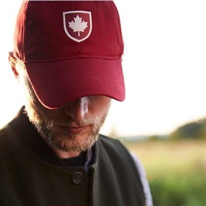 Canada-shield-Cap-lifestyle-416x416