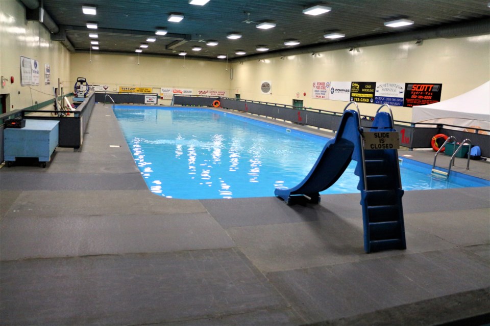 taylor-pool foto