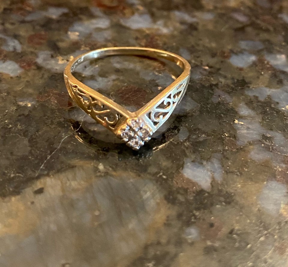 Lost ring