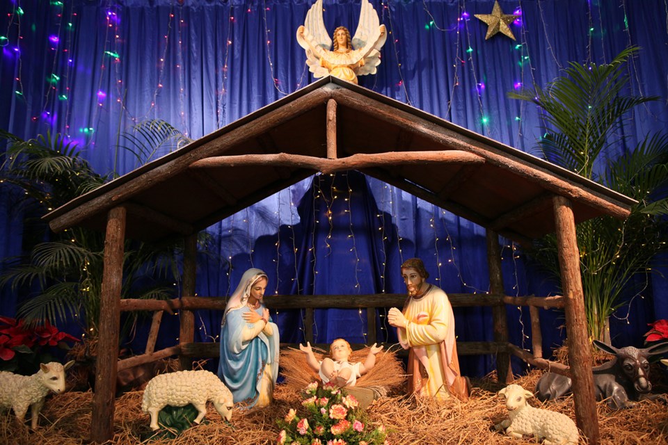 church-nativity-scene