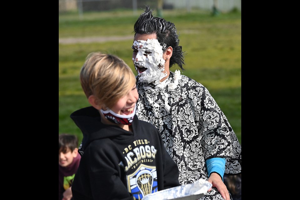 To help push his total fundraising goal over $5,000, three lucky Holly Elementary students delivered pies to the face of teacher candidate Brandon Furtado last Thursday. 