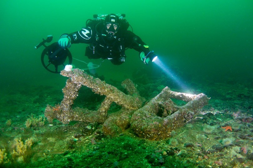 diver-on-thrasher