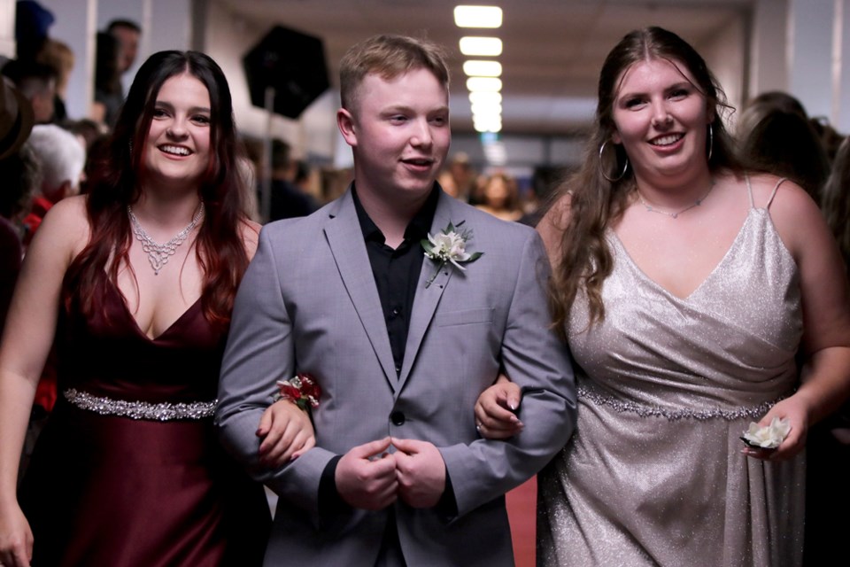 For the first time in two years, a graduating class from South Delta Secondary had their moment in the spotlight. On Thursday, June 9, the SDSS Grad Class of 2022 held their Grad Walk.