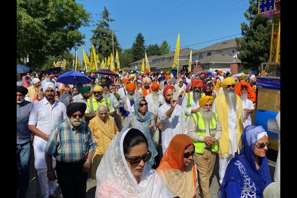 The Sikh community worldwide honours the sixth Guru's vision of Miri and Piri.
