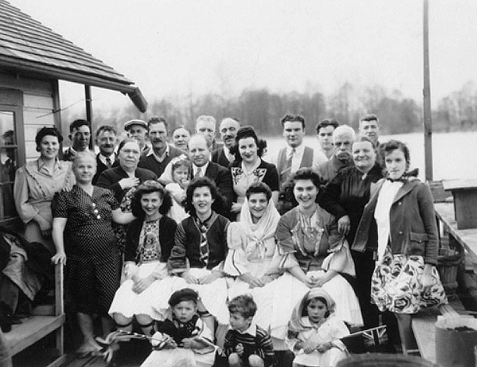 Delta's Greek fishing community 1950s
