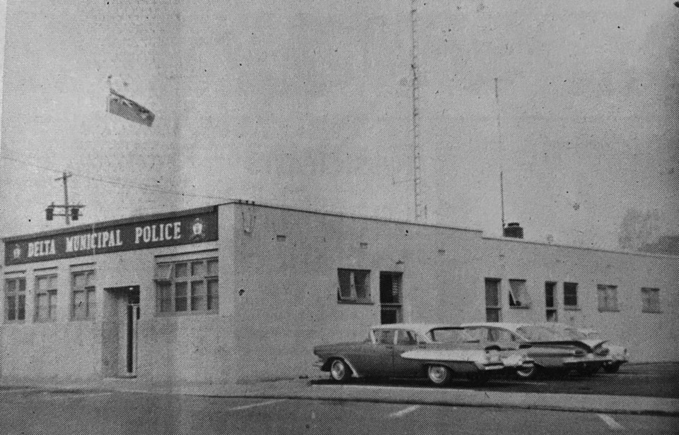 delta-municipal-police-headquarters-1964