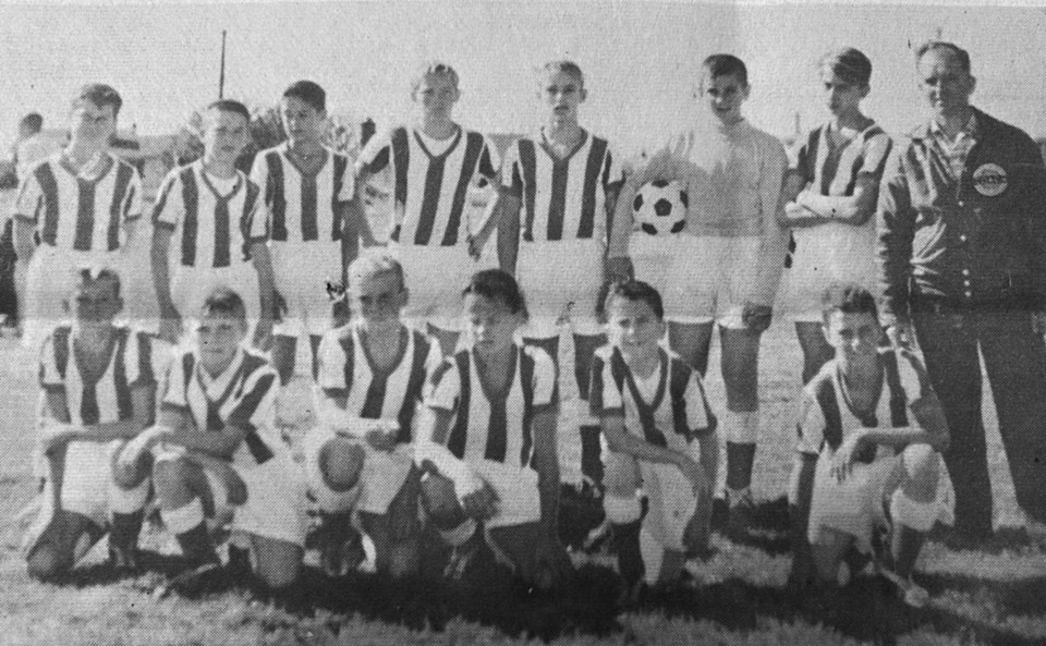 george-hodgins-minor-soccer-team-1964
